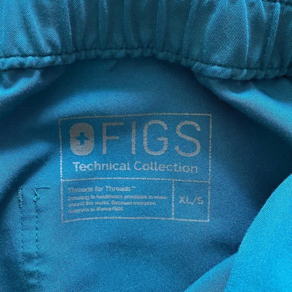 FIGS Teal Blue Cairo Cargo Scrub Pants XL Short
